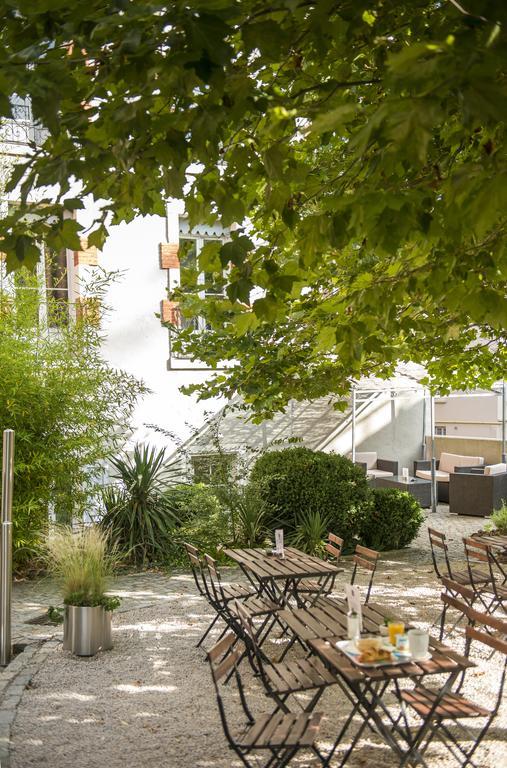 Hotel Des Capucins Le Puy-en-Velay Экстерьер фото