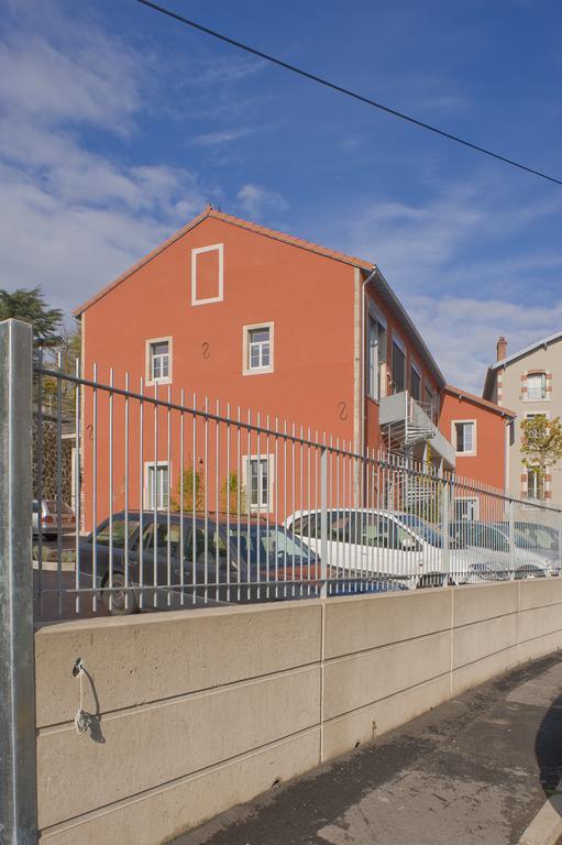 Hotel Des Capucins Le Puy-en-Velay Экстерьер фото